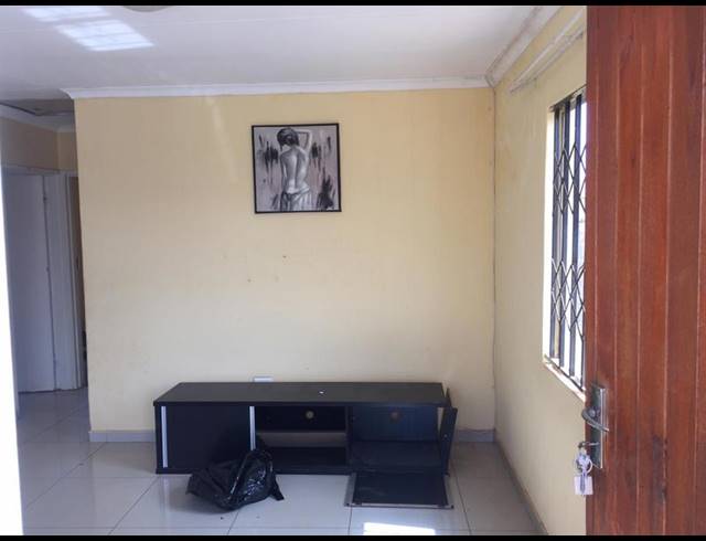 3 BEDROOM HOUSE FOR SALE IN WINDMILL PARK EXT